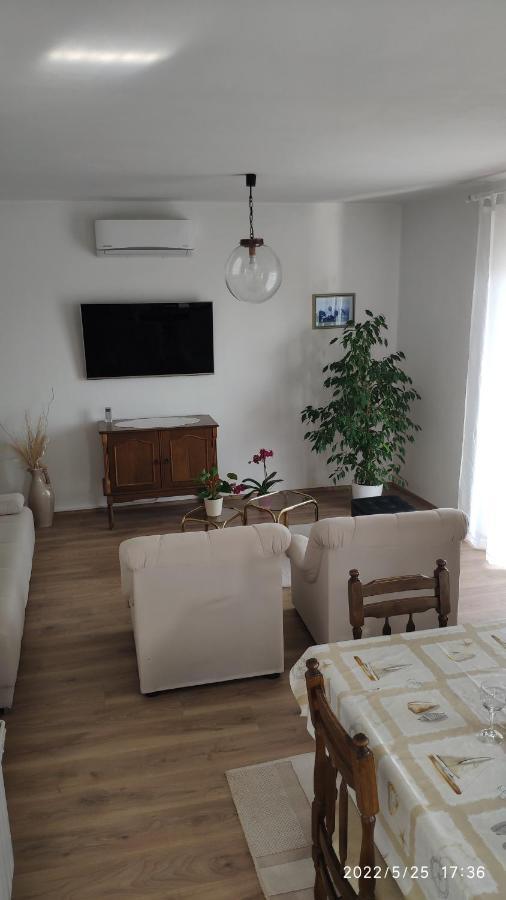 Apartment Rose Novi Vinodolski Exterior foto
